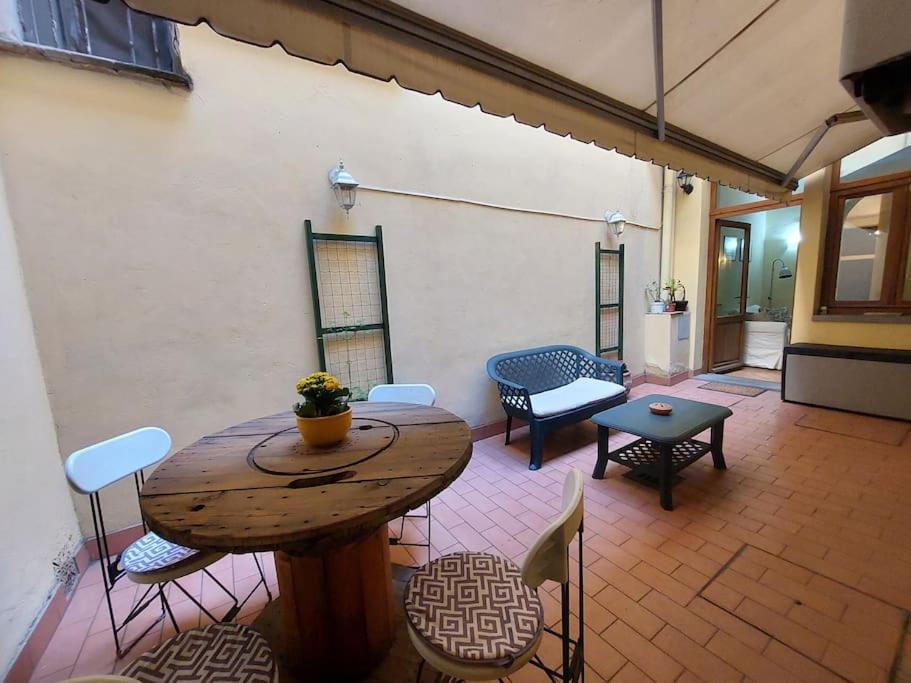 Laura Apartment In The Heart Of Firenze Esterno foto