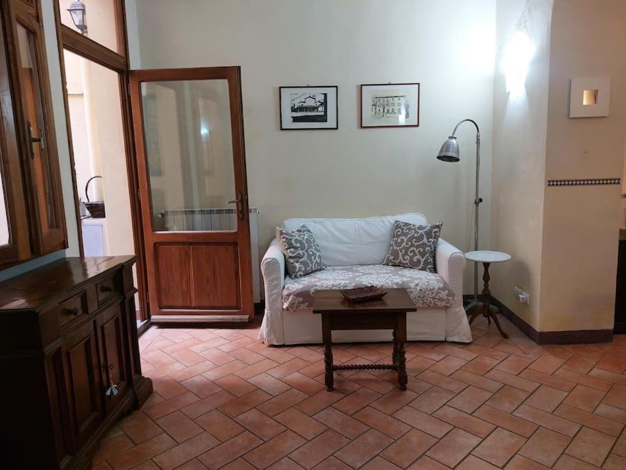 Laura Apartment In The Heart Of Firenze Esterno foto